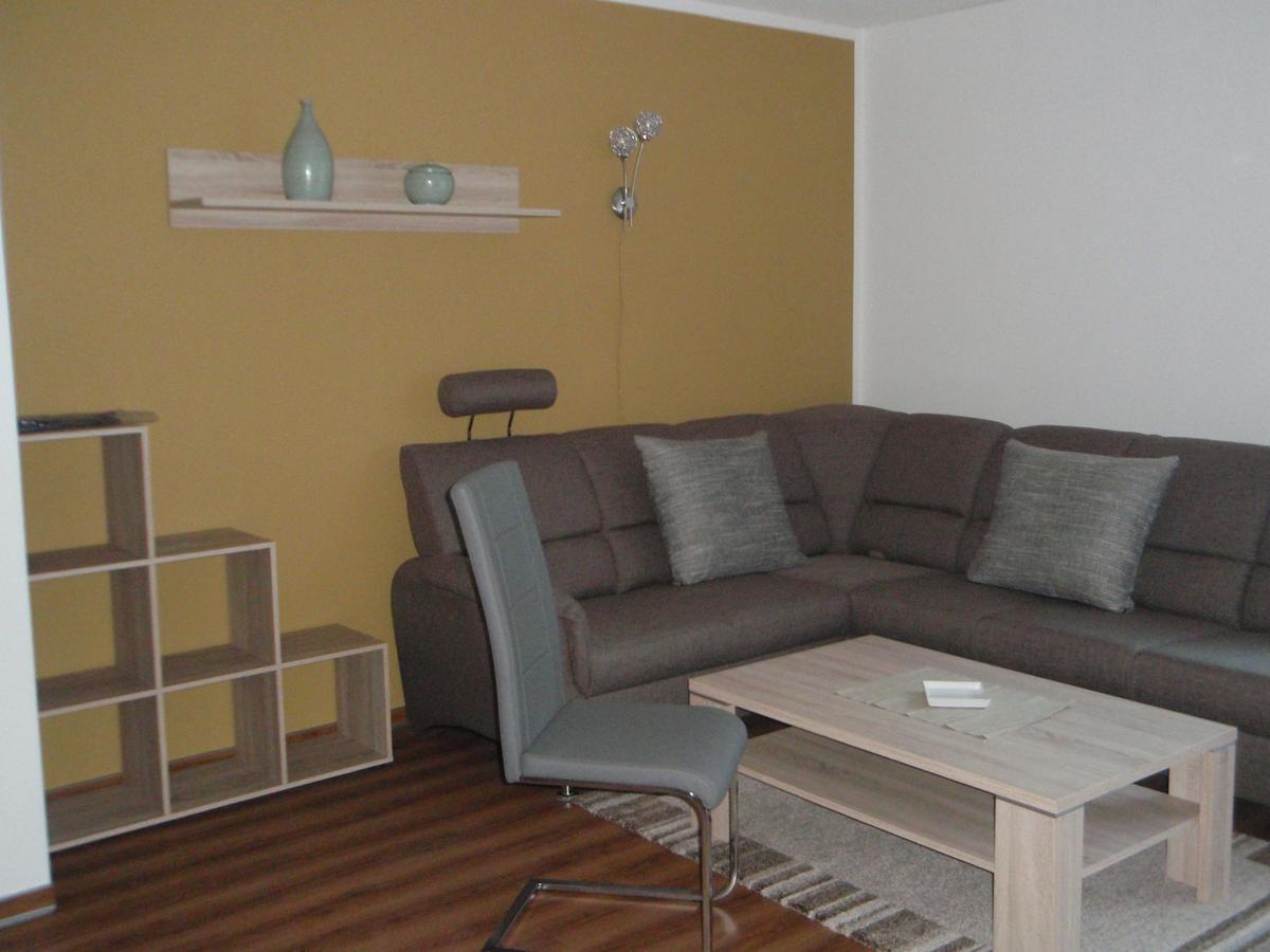 Ferienwohnung Am Schlossberg Арнщат Екстериор снимка